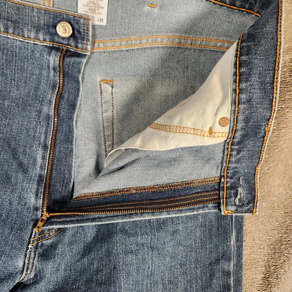Levi's 550 Jeans‎ Men's 42X32 Blue Relaxed Fit Excellent Medium Wash Denim